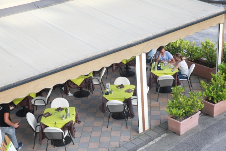 גראבדונה Hotel Lauro מראה חיצוני תמונה