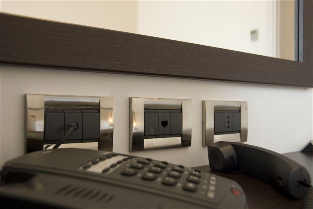 גראבדונה Hotel Lauro מראה חיצוני תמונה